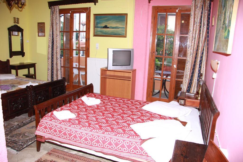 Katerina Hotel Tolo Exterior photo